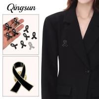 ราคา Qingsun เข็มกลัดรูปริบบิ้น เข็มกัดไว้อาลัย ลายริบบิ้นสีดำ สีเงินและสีทอง ไว้อาลัย เหมาะสำหรับฉากต่างๆ (27293478222)