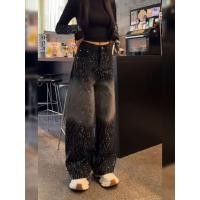 ราคา กางเกงยีนส์หญิง ดีไซน์ Gradient ม็อปปิ้ง เพชรสุดเก๋ ในสไตล์เรโทรและทันสมัย (27143934967)