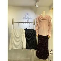 ราคา เสื้อซาตินซิลค์ระบายแขนชีฟองแต่งมุกไหล่ (47807258790)