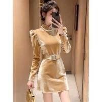 ราคา ชุดเดรสสีเหลืองแขนยาวแบบเกาหลีเรียบง่าย พร้อมเอวสูงและกระโปรงสั้น เหมาะสำหรับฤดูใบไม้ร่วง (56204966219)