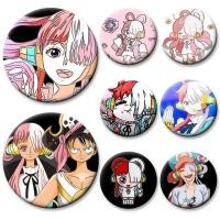 ราคา One Piece ฟิล์มสีแดง Uta Shanks ปุ่มนุ่ม Insignia Lapel Pins รอบเข็มกลัดสร้างสรรค์น่ารักการ์ตูน Badge สําหรับกระเป๋าเป้สะพายหลัง Accessorie (40528397351)