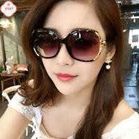 ราคา แว่นกันแดดแฟชั่นสำหรับผู้หญิง แว่นกันแดดสีแดงลายดอกคาเมลเลียกรอบใหญ่ (41829320441)