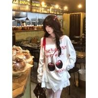 ราคา เสื้อยืดพิมพ์ลายเปิดไหล่ลูกไม้หวานและสวยสําหรับผู้หญิง (29015023871)