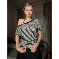 ราคา ผู้หญิง Loose Black White Stripe Off Shoulder Top พร้อม Cutout Back (44957116180)