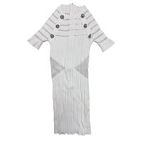 ราคา เดรสยาวสีขาวรัดรูปผ้ายืด (41270581199)