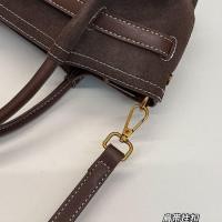 ราคา กระเป๋าสะพายไหล่สำหรับผู้หญิง ทรงคล้ายขนมจีบ หนังลูกแกะแท้ ดีไซน์เรียบง่าย สามารถแมッチได้กับทุกลุค (50105707303)