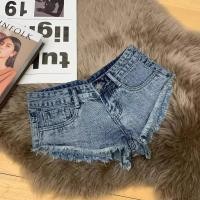 ราคา กางเกงขาสั้นยีนส์สไตล์เกาหลี เอวต่ำสลิม핏 มีรายละเอียด fray ที่ขอบ (45907053186)