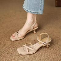 ราคา เสริมนุ่ม ซัพพอร์ตเท้า รองเท้าส้นสูง หัวเหลี่ยม ส้นเข็ม แบบไขว้ สีนู้ด สไตล์นางฟ้า ไม่เมื่อย รองเท้าผู้หญิง รุ่น 6901 (47106973031)