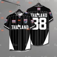 ราคา OFSDIY 2568 เสื้อฟุตบอลทีมชาติไทยผู้ชายหลวมขนาดใหญ่ระบายอากาศเสื้อยืดคอวีเสื้อกีฬากลางแจ้งแห้งเร็วและหลวม (26676571593)