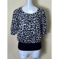 ราคา Y es S int La u rent เสื้อคอกลมทรงกว้าง (54657281500)