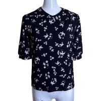 ราคา agnes b เสื้อคอบัวแหลม (41761614692)