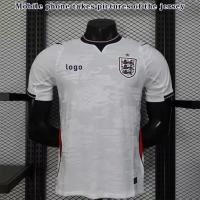 ราคา ปัญหาผู้เล่น เสื้อฟุตบอลทีมชาติอังกฤษ 2026 27 แบบเหย้า ฉบับผู้เล่นอังกฤษ เด็กโต เสื้อฟุตบอล ฮาร์รี เคาน์ แจ็ก เกรลิช ฟิล โฟเดน และ จูด เบลลิงแฮม แบบเวิลด์คัพ 2026 เสื้อฟุตบอลอังกฤษ ฉบับผู้เล่น ชาย หญิ