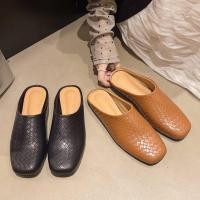 ราคา รองเท้าแตะสไตล์อังกฤษเรโทร ครึ่งสีดำและสีน้ำตาล สำหรับผู้หญิง (42829026371)