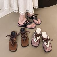ราคา รองเท้าแตะสุภาพสตรี สไตล์อังกฤษ Retro Flip Flops พื้นหนานุ่ม สบายสำหรับใส่นอกบ้าน (46007103767)