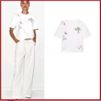 ราคา เสื้อยืดสตรีลายปักดอกไม้ โทนสีสดใส รหัส 1165037 (57407513327)