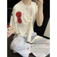 ราคา ผ้าคลุมไหล่คิตตี้ขนาดเล็ก ใช้ได้หลายแบบ เช่น เป็นผ้าพันคอหรือถักเป็นเสื้อนอก กับชุดเสื้อยืด (52006985229)