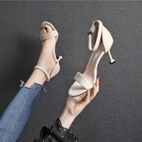 ราคา รองเท้าส้นสูง 5 cm และรองเท้าแตะ สำหรับฤดูร้อน พร้อมสายรัดแบน ให้ความสบายในการสวมใส่ พร้อมด้วยไซส์หลากหลายตั้งแต่ 34 ถึง 45 (41727662354)