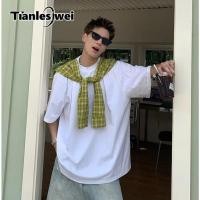 ราคา เทียนเลซีเว่ย สไตล์เกาหลีเท็จสองชิ้นออกแบบที่น่าสนใจพิเศษลายสก๊อตผ้าคลุมไหล่เสื้อยืดฤดูร้อนใหม่หลวมผู้ชายและผู้หญิง (28732464444)