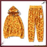 ราคา BAPE X XO สีแดงคุณภาพสูงเสื้อฮู้ดลายพรางเสื้อแจ็คเก็ตแขนยาวแฟชั่นสำหรับผู้ชายและผู้หญิง (54257356555)