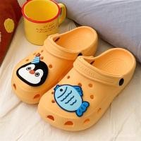 ราคา รองเท้าแตะชายหาดสำหรับทั้งชายและหญิง ออกแบบน่ารักของเพนกวินและปลา (53404110545)