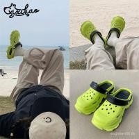 ราคา รองเท้าแตะผู้หญิงแบบใหม่ หน้ายางนุ่ม มีรูระบายอากาศ ทำจากEVA สวมใส่ง่ายและสะดวกสบาย เหมาะสำหรับใส่บนชายหาด (43427851700)