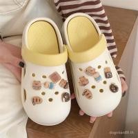 ราคา รองเท้าแตะ Soled แบบน่ารักสำหรับเดินเล่นชายหาด ทำจากวัสดุหนามีลวดลายหมี (48854135508)