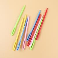 ราคา เข็มพลาสติก 5 5 cm 10 ชิ้น คละสี เข็มเก็บปลายไหมพรม เชือกฟอก เชือกร่ม งานถัก งานฝีมือ (56507436212)