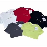 ราคา เสื้อยืดคอกลมแขนสั้น รีดเพชร ลาย SHE SSRENSSE (44321043672)