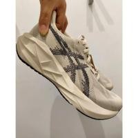 ราคา ASICS Novablast 5 รองเท้าวิ่งสุดฮิต จัดส่งไว นุ่มสบาย ทุกเพศUnisex (52707811116)