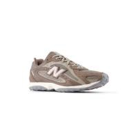 ราคา NEW BALANCE 204 สีน้ำตาล ตัวแทนจำหน่ายอย่างเป็นทางการ ร้าน SEEKUnisex (52657758942)
