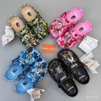 ราคา Crocs x Clog x Bape Camo Shoes ss2025 เวอร์ชันUnisex (48457835812)