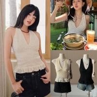 ราคา W6427 เสื้อคล้องคอ ผูกโบว์ได้ด้านหลังช่วงคอค่ะ ผ้ามีเทกเจอร์ น่ารักมากๆ แฟชั่นเกาหลี TAG WG WE (44113137682)