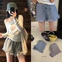 ราคา W5728 กางเกงขาสั้น มีเชือกผูก ลายทาง ชายแต่งระบาย แฟชั่นเกาหลี TAG WG WE (43802214184)