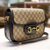 ราคา กระเป๋า Canvas Premium GC Horsebit Bag medium size (14881978741)