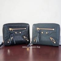 ราคา กระเป๋าสตางค์ใบสั้นหนังแพะยับพิเศษ BL wallet classic medium (5180262999)