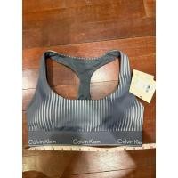 ราคา sport bra ลายทาง calvin klein แท้100 (51307519311)