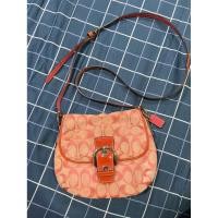 ราคา coach crossbody แท้ มือสอง (25747311485)