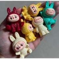 ราคา เรซิ่น ลาบูบู้ ขนาด 7 5 cm คละแบบ คละสี เจาะทำเป็นพวงกุญแจ ทำเกมส์ ของใหม่ พร้อมส่งจากไทย (47157811350)