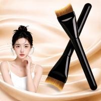 ราคา FOUNDATION BRUSH แปรงลงรองพื้นทรงโค้ง ขนนุ่มแน่น เกลี่ยรองพื้นเนียนกริบ ไม่เป็นคราบ ให้งานผิวเกาหลีสวยธรรมชาติ (53057109017)