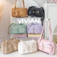 ราคา คอลใหม่รุ่น Vivian หนังนุ่มขึ้นเงาสวย งานผลิตเองของแบรนด์ ช่องเยอะใส่ของได้จริงทุกช่อง มีส่งด่วน (28067599422)