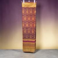 ราคา ผ้าถุงผ้าไทย สีม่วงเหลืองทอง ลวดลายพิเศษ (27744404990)
