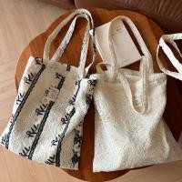 ราคา กระเป๋าผ้าฝ้าย ลายลูกไม้ปักผ้ากอซ สไตล์ฝรั่งเศส สะพายไหล่ romantic สาวๆ (57557506673)