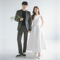 ราคา ชุดแต่งงานสไตล์เรียบหรูเนื้อซาติน สีขาวสำหรับพิธีหมั้นและการลงทะเบียน (57950021478)