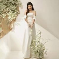 ราคา ชุดแต่งงานสไตล์เกาหลี ออกแบบเรียบหรูด้วยผ้าซาตินและโบว์ พร้อมหางยาว สีดำ FC230 1 (49404337555)