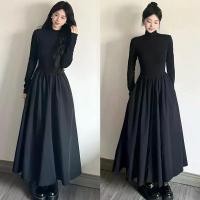 ราคา ชุดเดรสคอเต่าครึ่งตัวสีดำสำหรับผู้หญิง มาพร้อมเสื้อโค้ทและขนาดลายาว (53505445783)