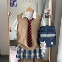 ราคา เสื้อแขนกุดแบบนักเรียน คอวี สีเขียวพลัม สำหรับผู้หญิง (42822213940)