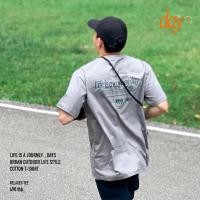 ราคา Playworks เสื้อยืดT shirt Life is a journey ลาย Urban outdoor lifestyle (19065198904)