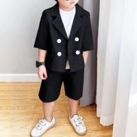 ราคา สูทเด็กขาสั้น ชุดสูท เด็ก สูทสีดำ เซท 2 ชิ้น พร้อมถุงสูท ไม้แขวน เสื้อสูทแขนสั้น กางเกงเอวยางยืดขาสั้น ขนาด 90 100 (17896908130)