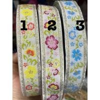 ราคา ลูกไม้ผ้าระบายแต่ง ลายดอกไม้ สีฟ้า ขนาด1นิ้ว เนื้อดี สีสวย ห่อ3เมตร (25358668594)