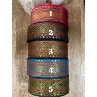 ราคา ลูกไม้ผ้าระบายดิ้นทอง สีแดง ขนาด1 5นิ้ว เนื้อดี สีสวย ห่อ3เมตร (11809851117)